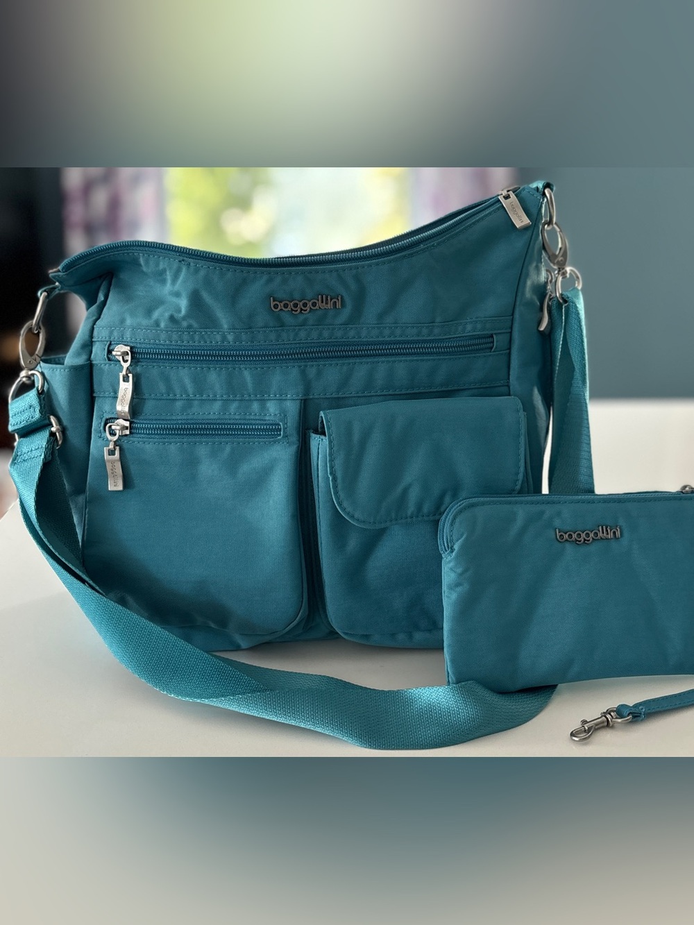 Baggallini Modern Everywhere Bagg